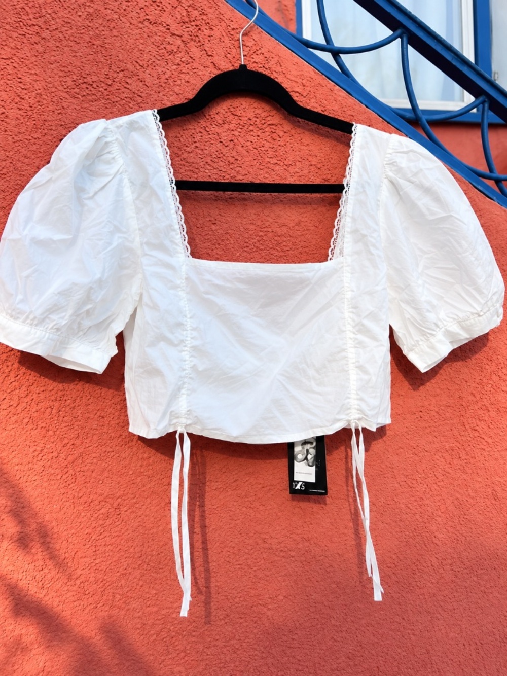 Serpenti White Square Neck Puff Sleeve Ruched Crop Top